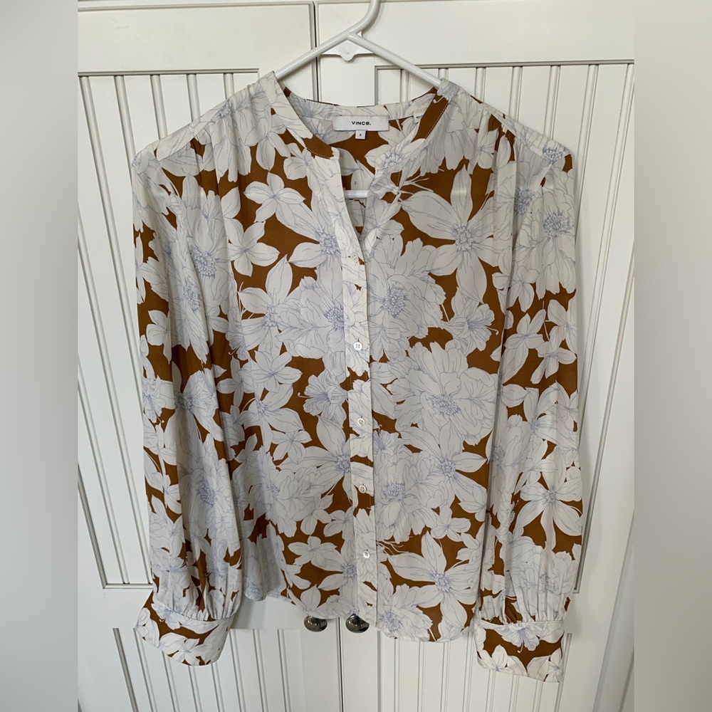 Vince Floral Silky Button Down - Picture 6 of 6